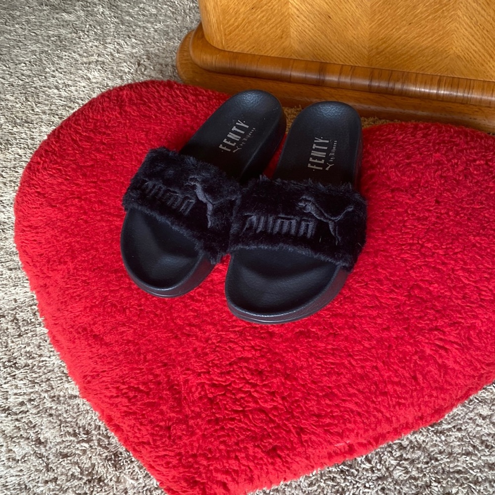 🖤 Fenty Puma Slides 🖤